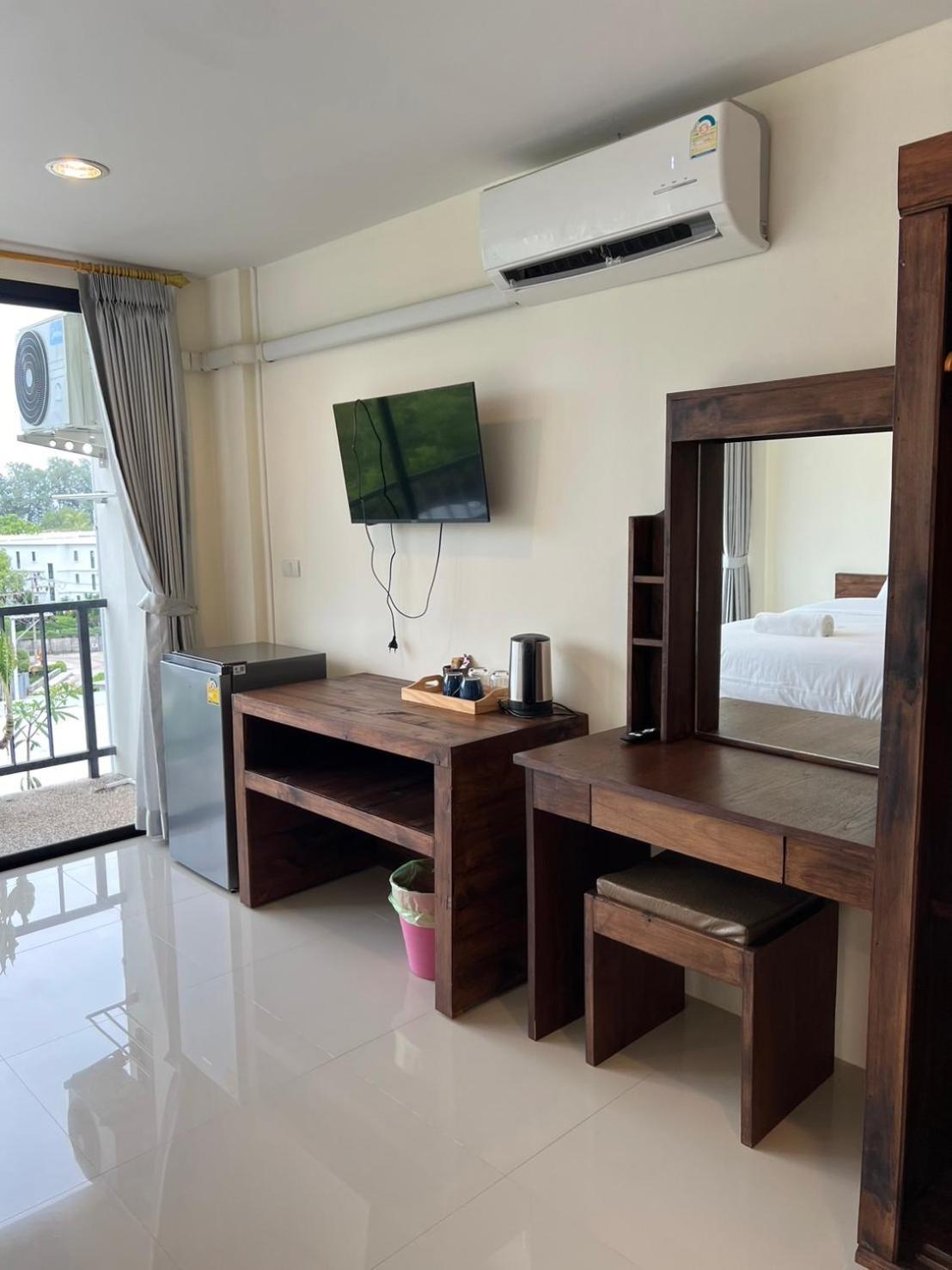 Rawai Sea Beach Phuket Exterior foto